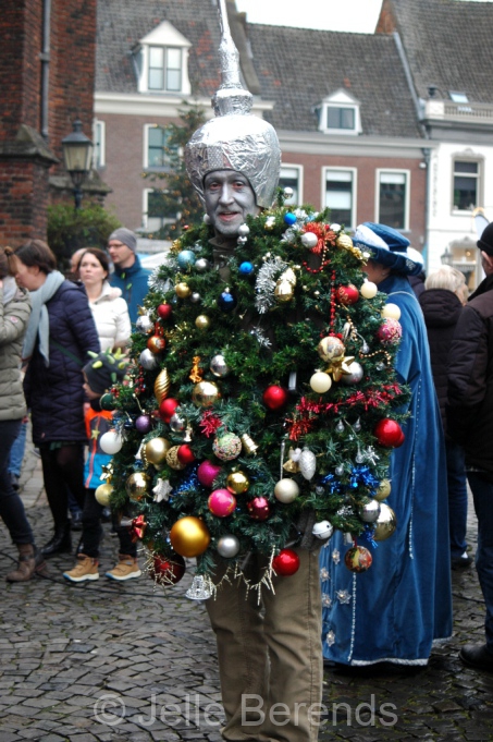 Wandelende Kerstboom - Kerstmarkt Doesburg 2019